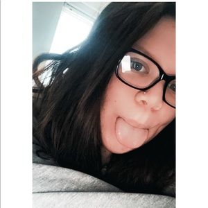 Meet your Posher, Shelby